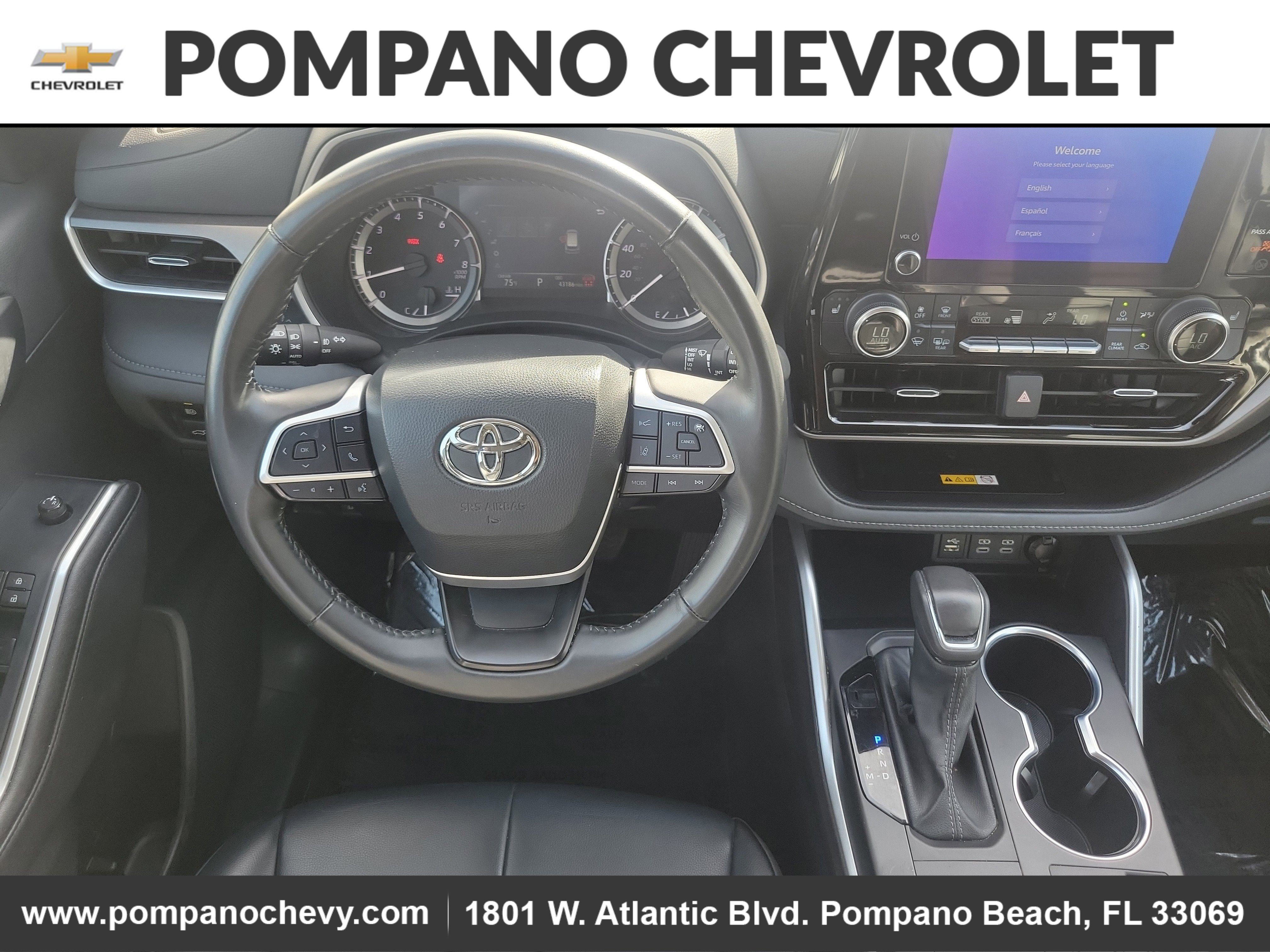 2024 Toyota Highlander LE