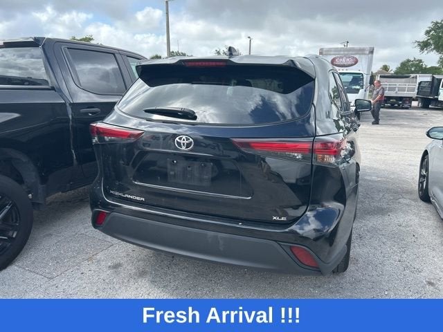 2024 Toyota Highlander LE