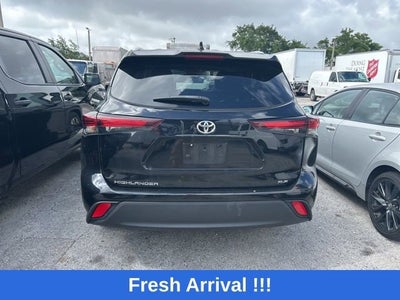 2024 Toyota Highlander LE