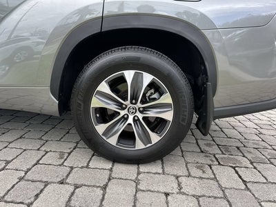 2025 Toyota Highlander LE