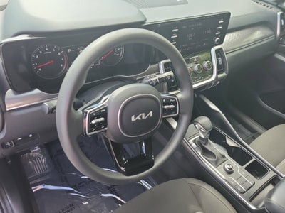 2023 Kia Sorento LX
