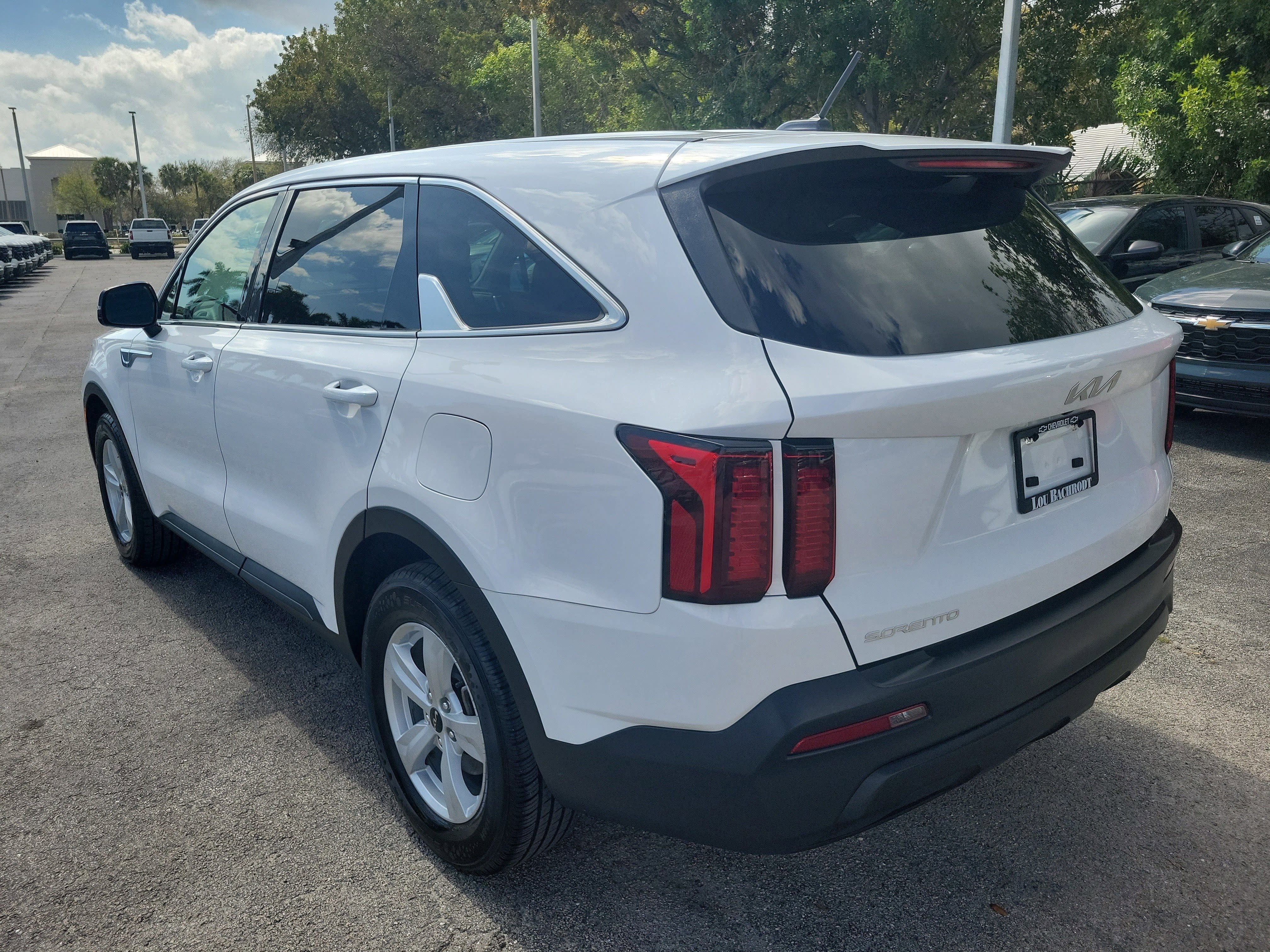 2023 Kia Sorento LX