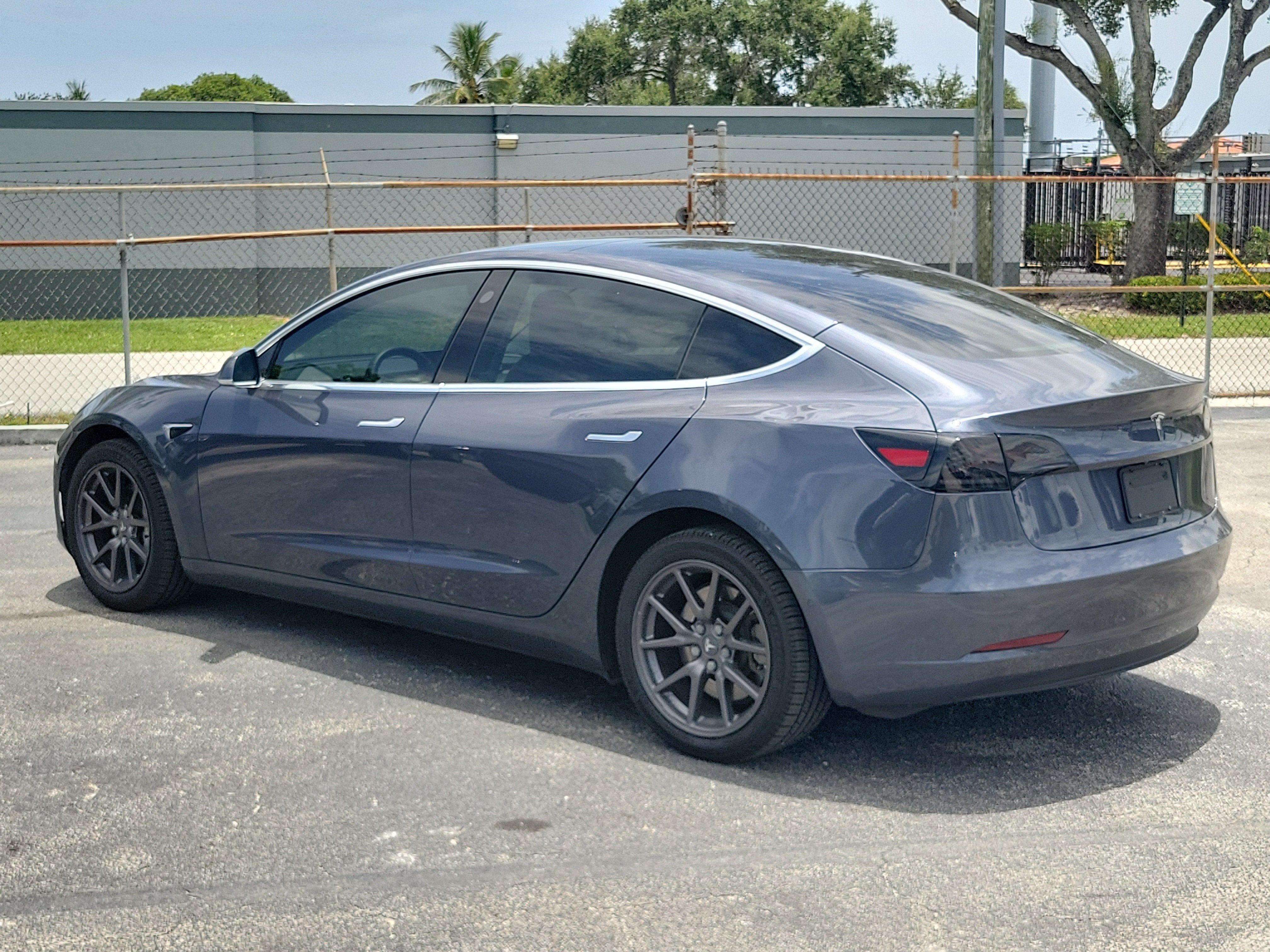 2020 Tesla Model 3 Standard Range Plus
