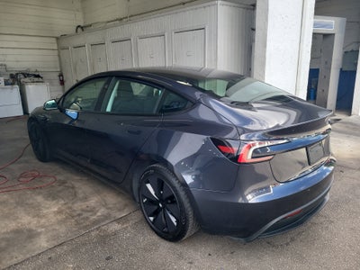 2024 Tesla Model 3 LONG RANGE