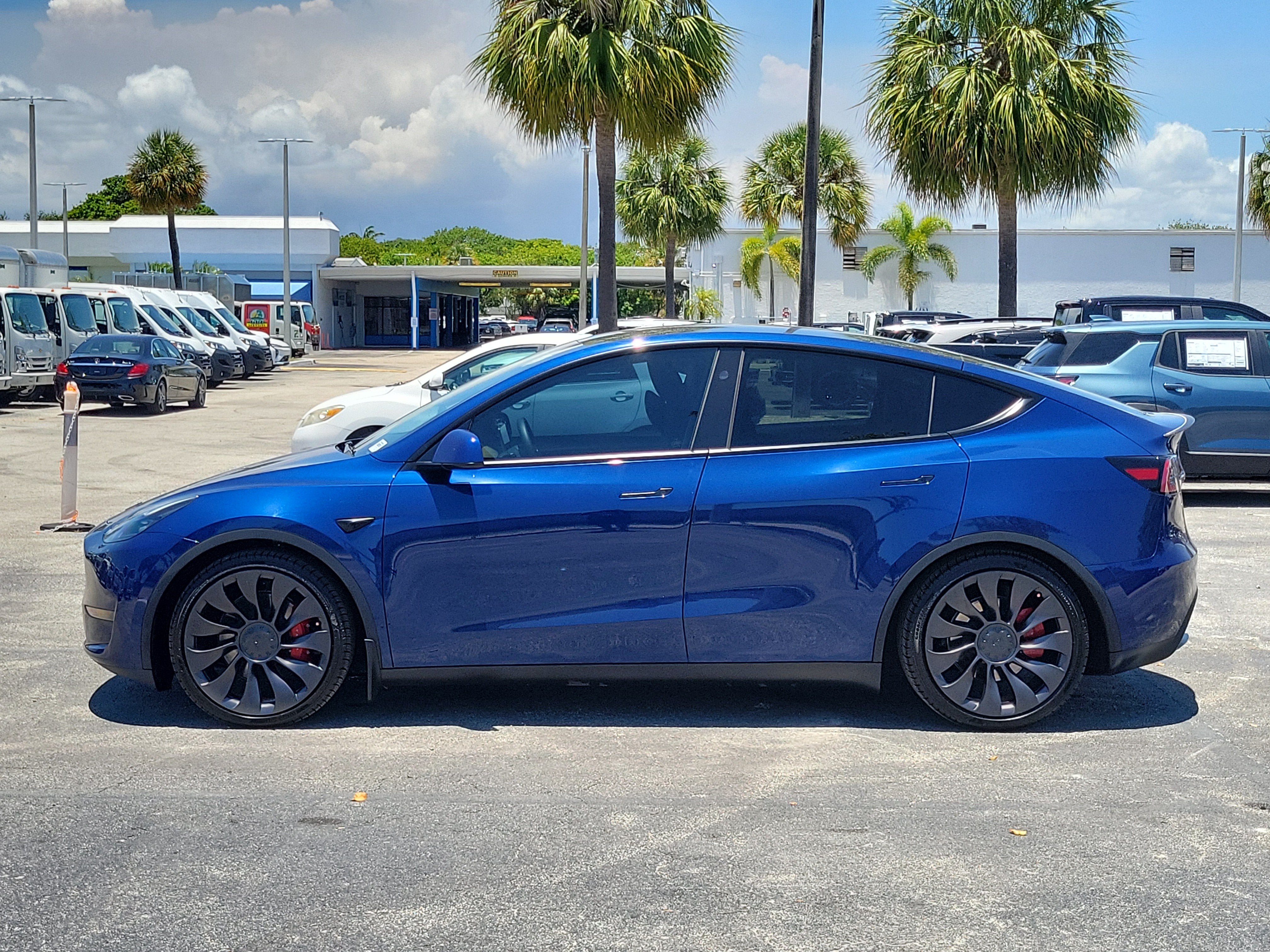 2023 Tesla Model Y Performance