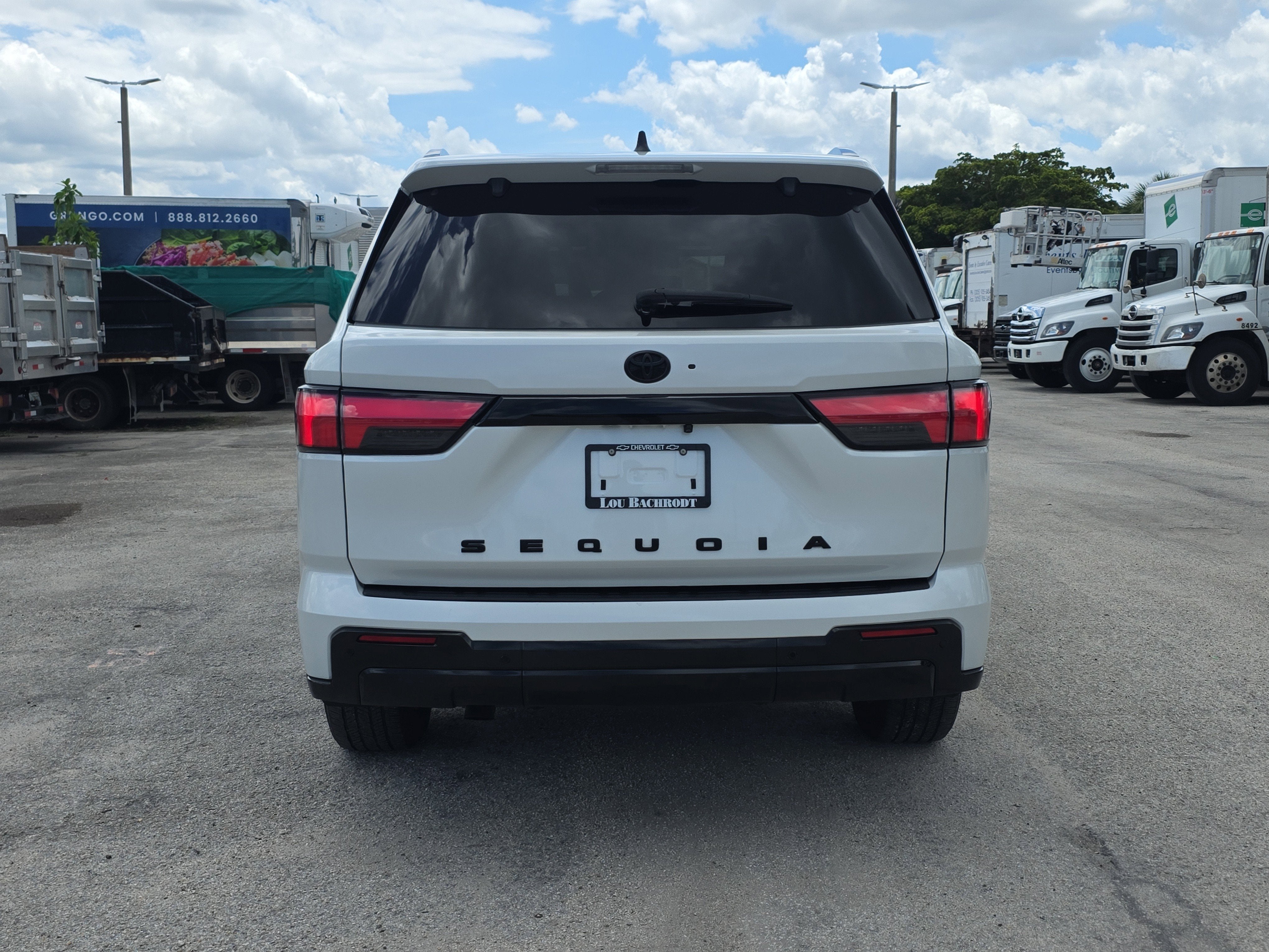 2024 Toyota Sequoia SR5