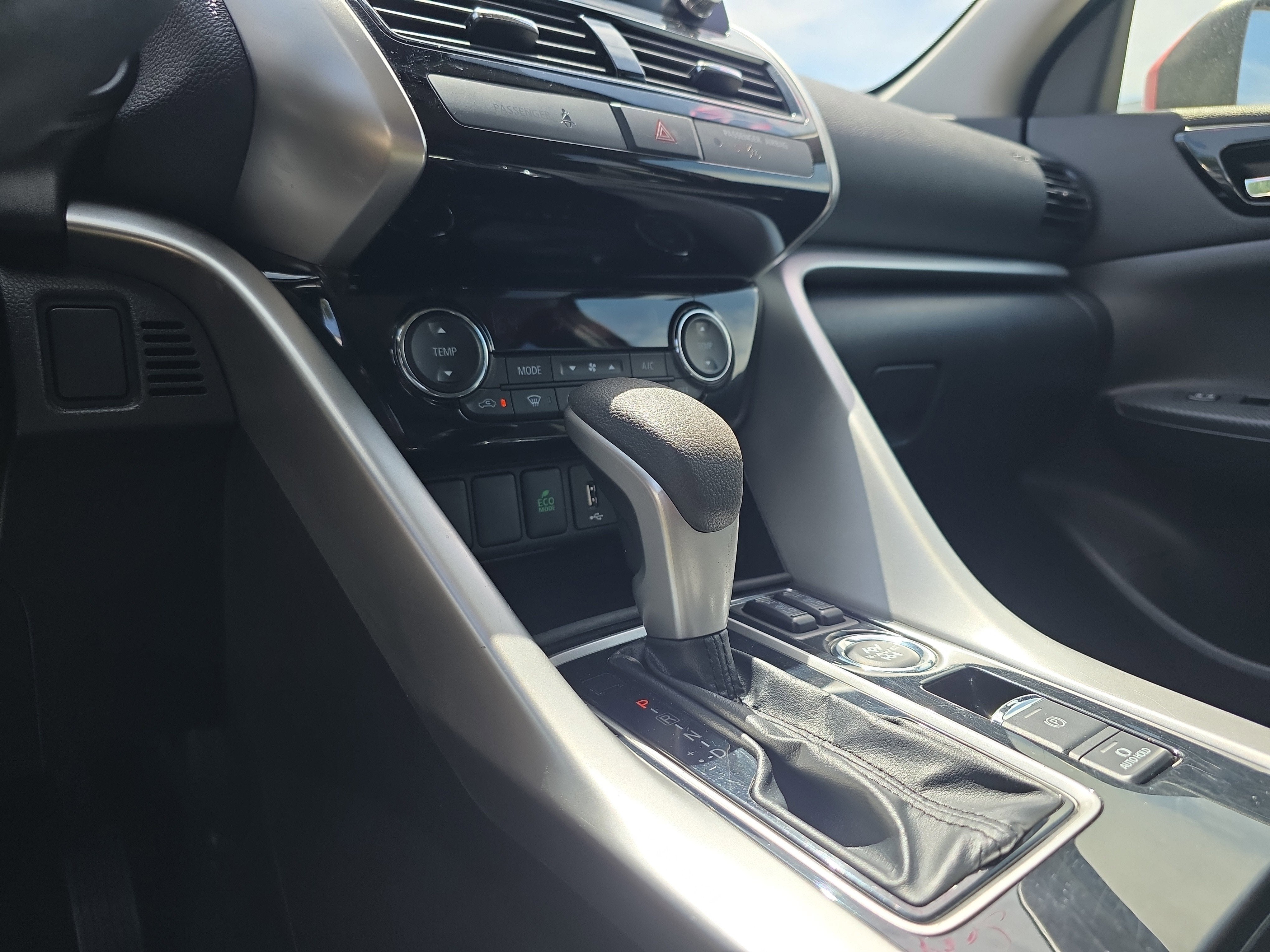 2024 Mitsubishi Eclipse Cross SE