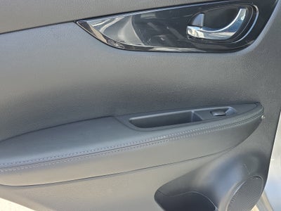 2022 Nissan Rogue Sport SV