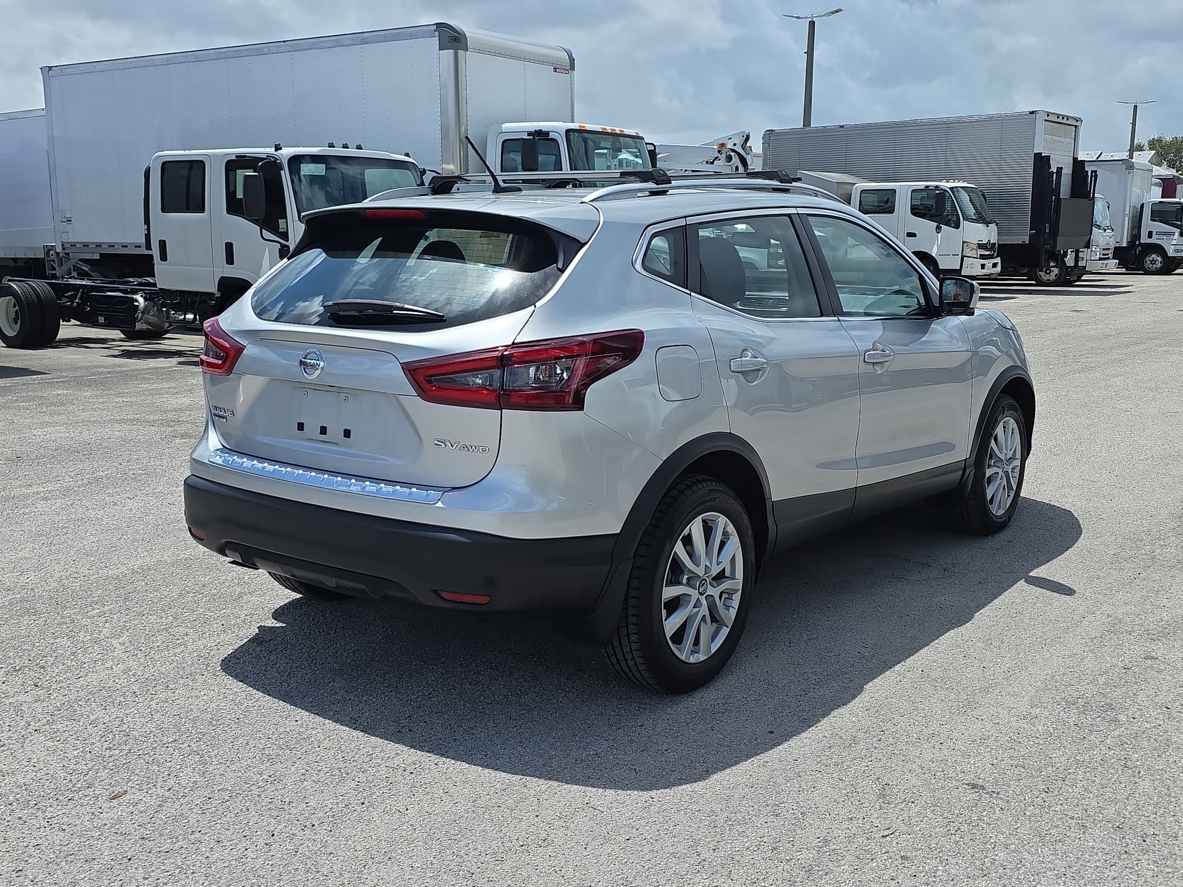 2022 Nissan Rogue Sport SV