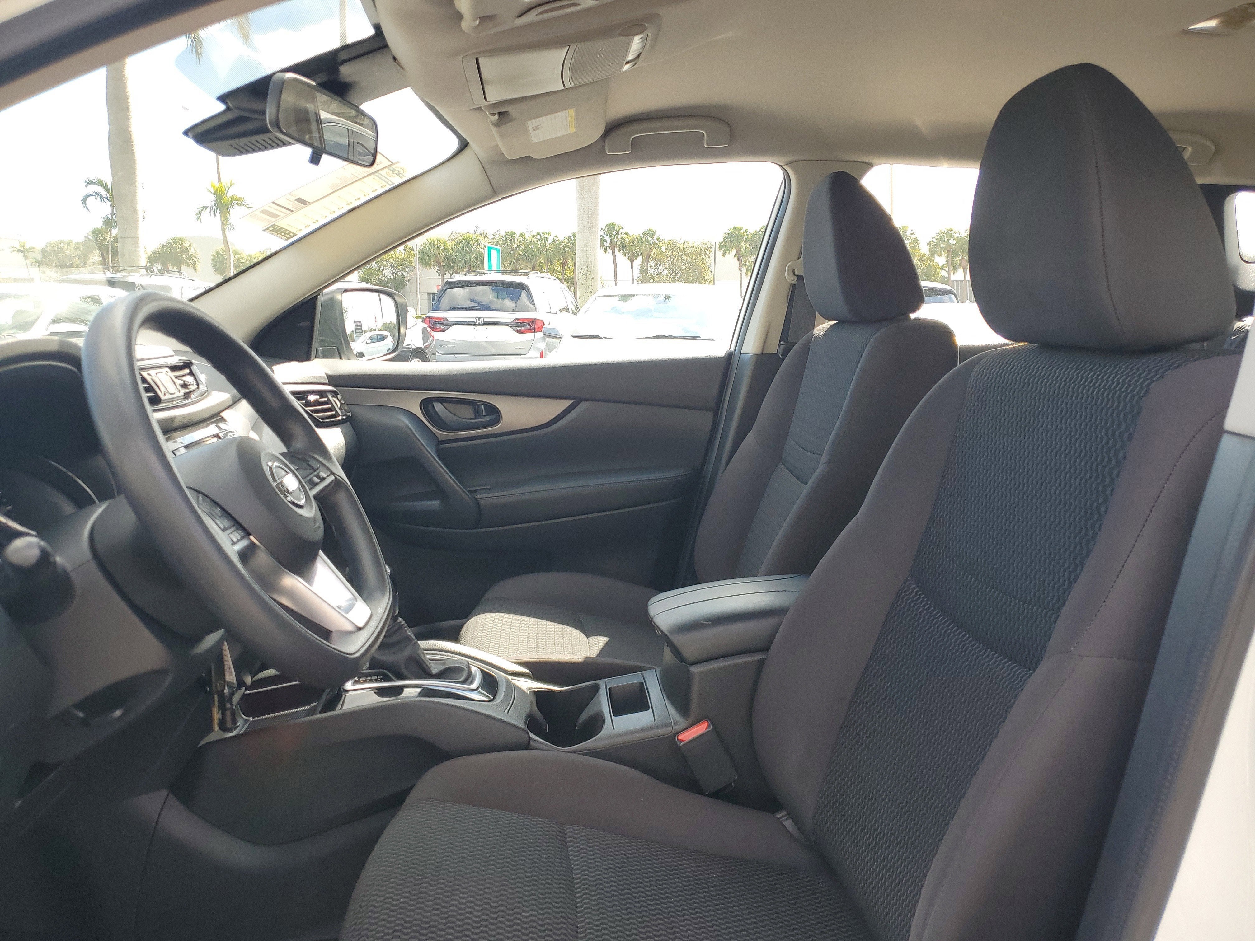 2020 Nissan Rogue Sport S