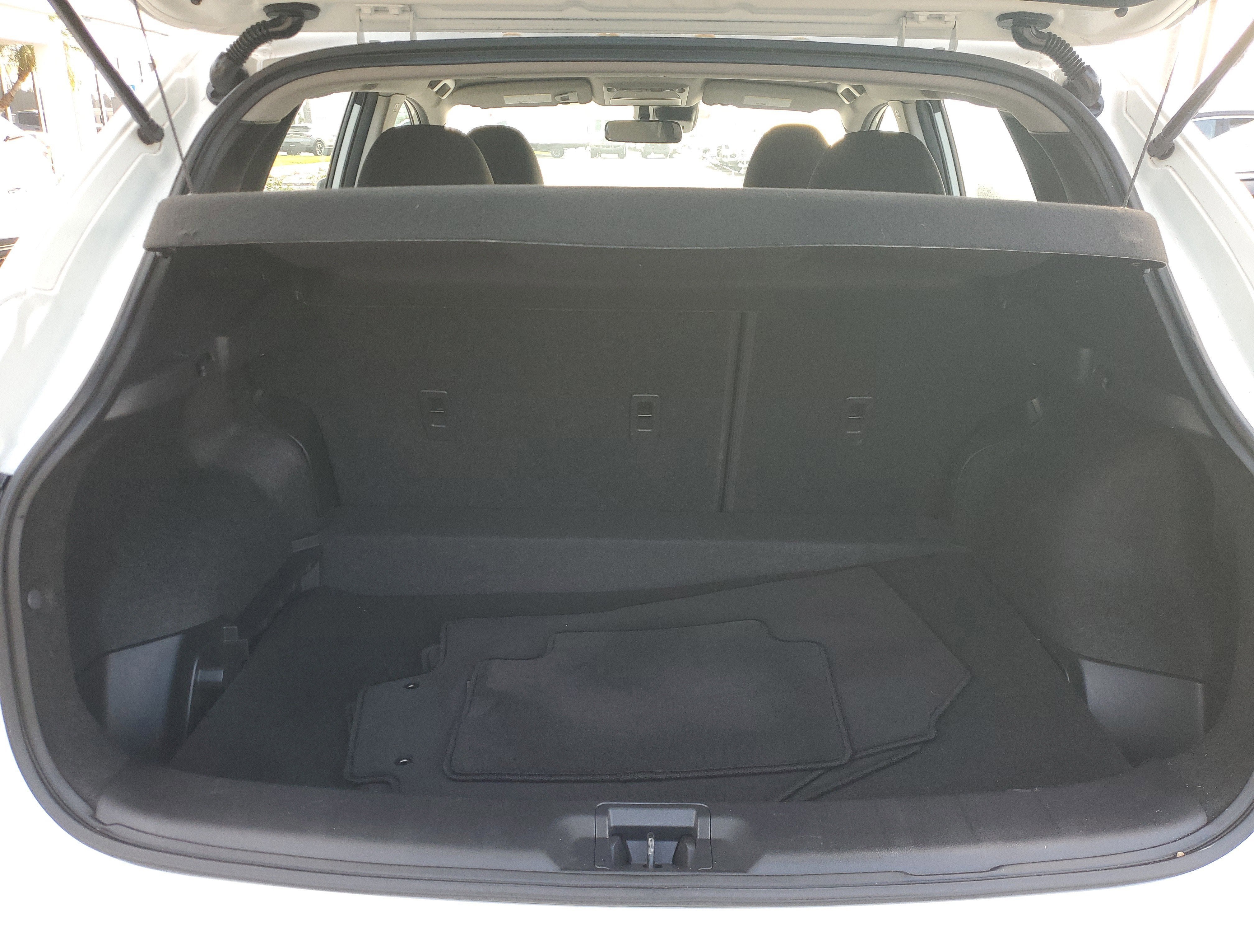 2020 Nissan Rogue Sport S