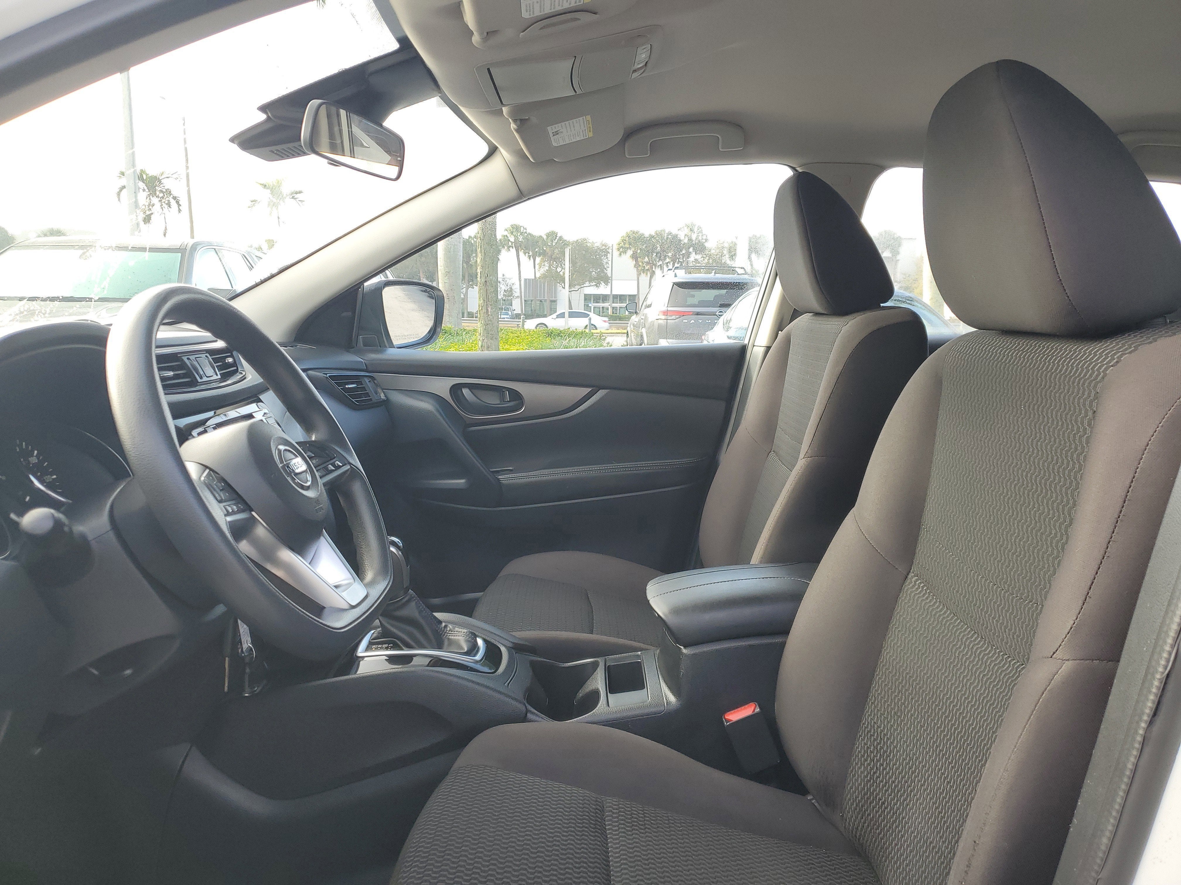 2020 Nissan Rogue Sport S