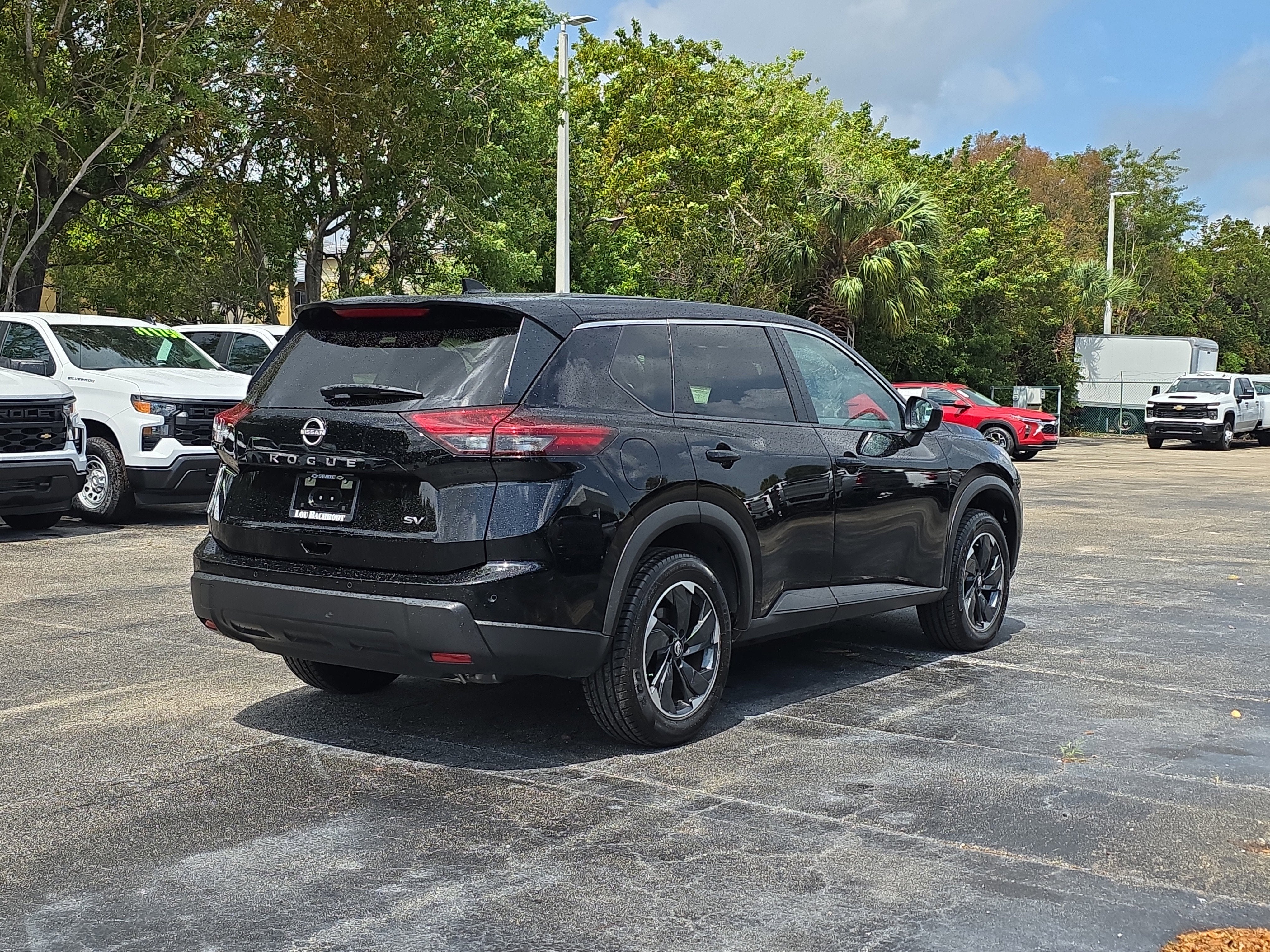 2024 Nissan Rogue SV