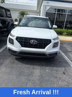 2022 Hyundai Venue SE