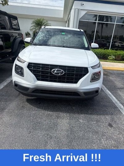 2022 Hyundai Venue SE