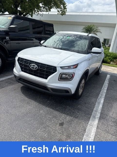 2022 Hyundai Venue SE