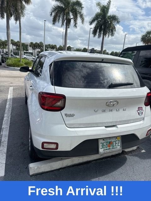 2022 Hyundai Venue SE