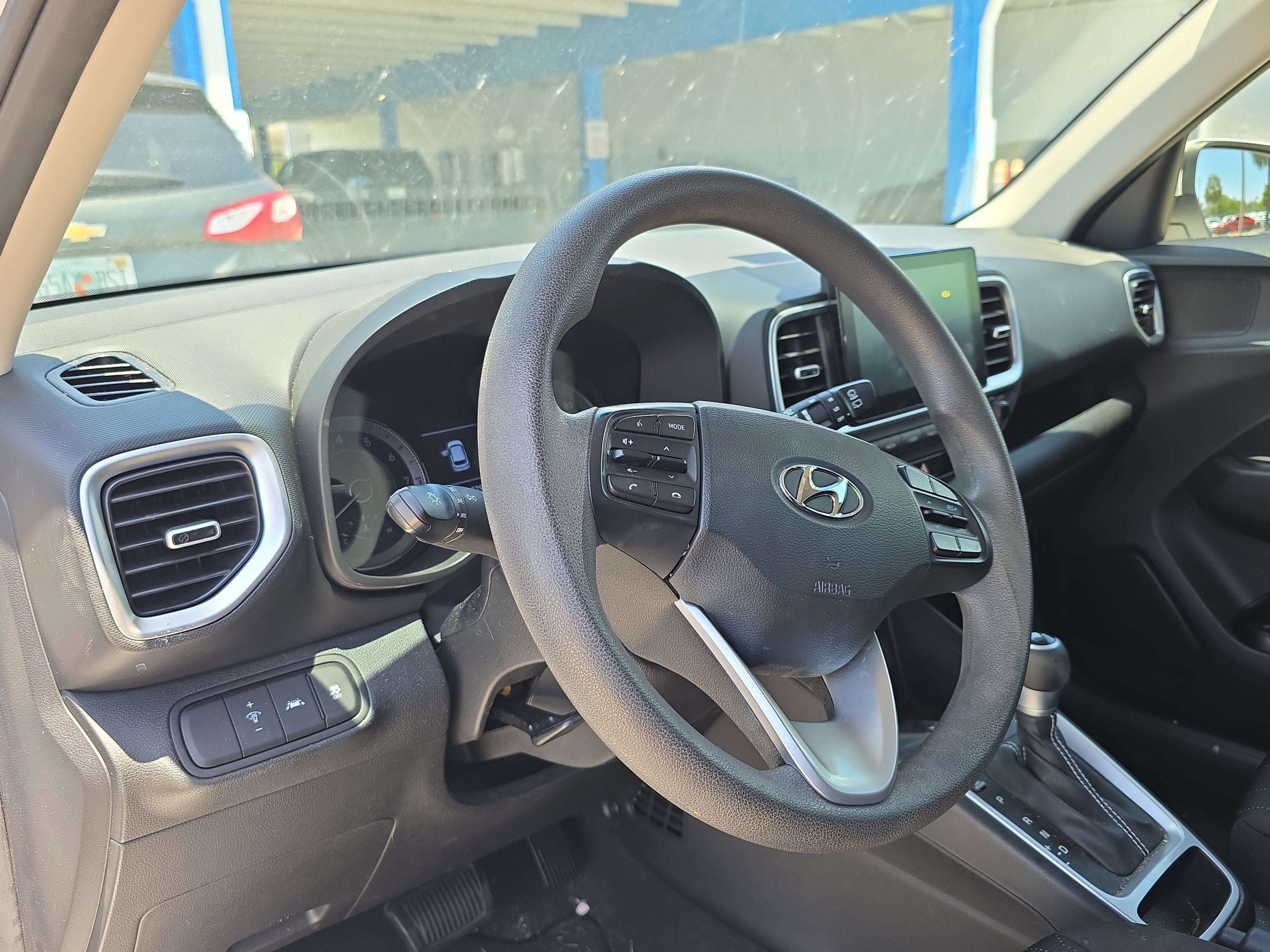 2022 Hyundai Venue SE