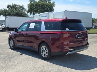 2024 Kia Carnival LX