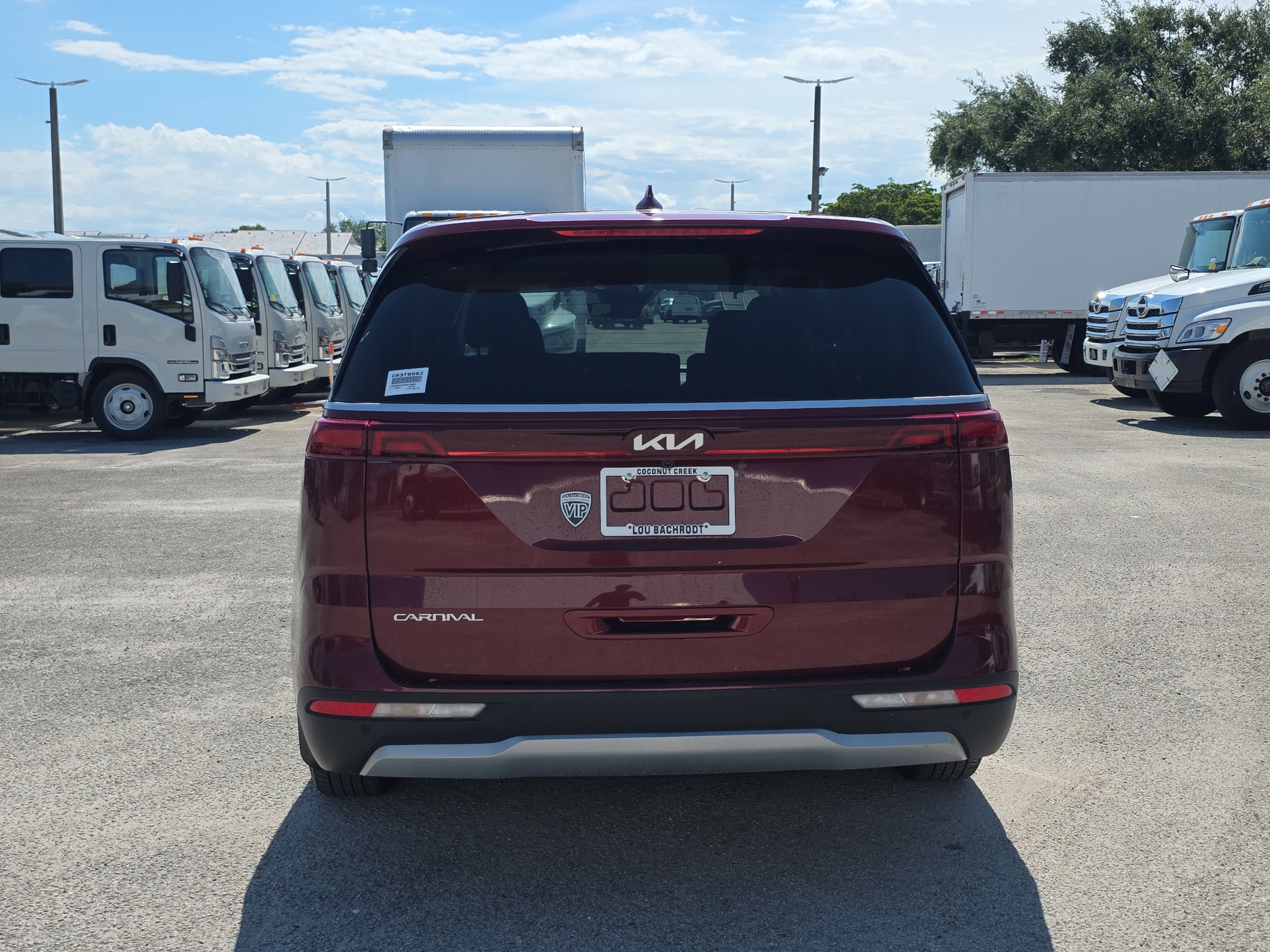 2024 Kia Carnival LX