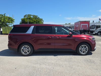 2024 Kia Carnival LX