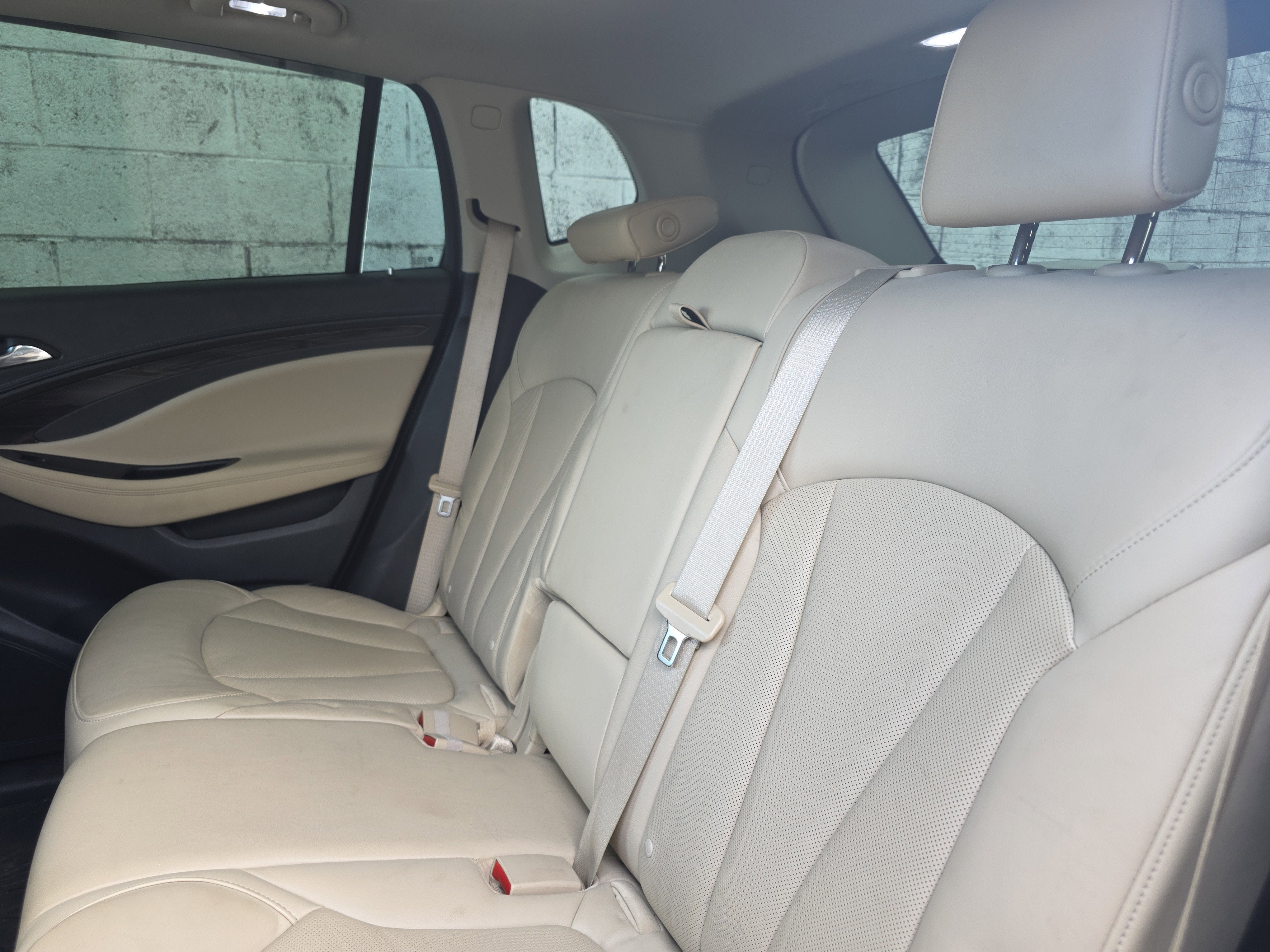 2020 Buick Envision Essence Group