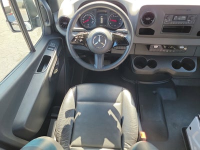2025 Mercedes-Benz Sprinter Cargo Van Base