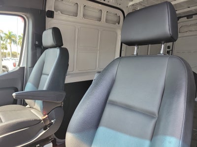 2025 Mercedes-Benz Sprinter Cargo Van Base