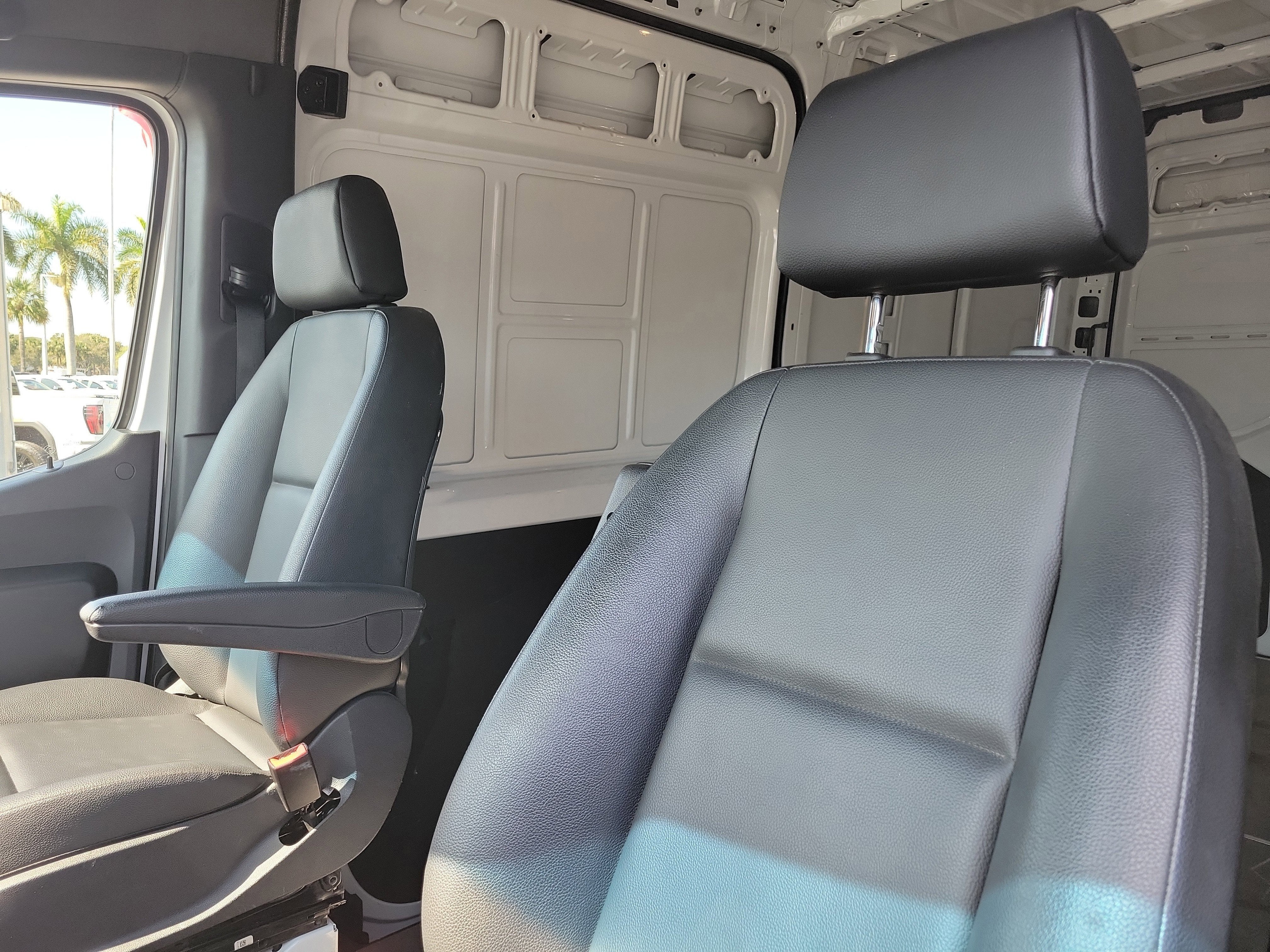 2025 Mercedes-Benz Sprinter Cargo Van Base