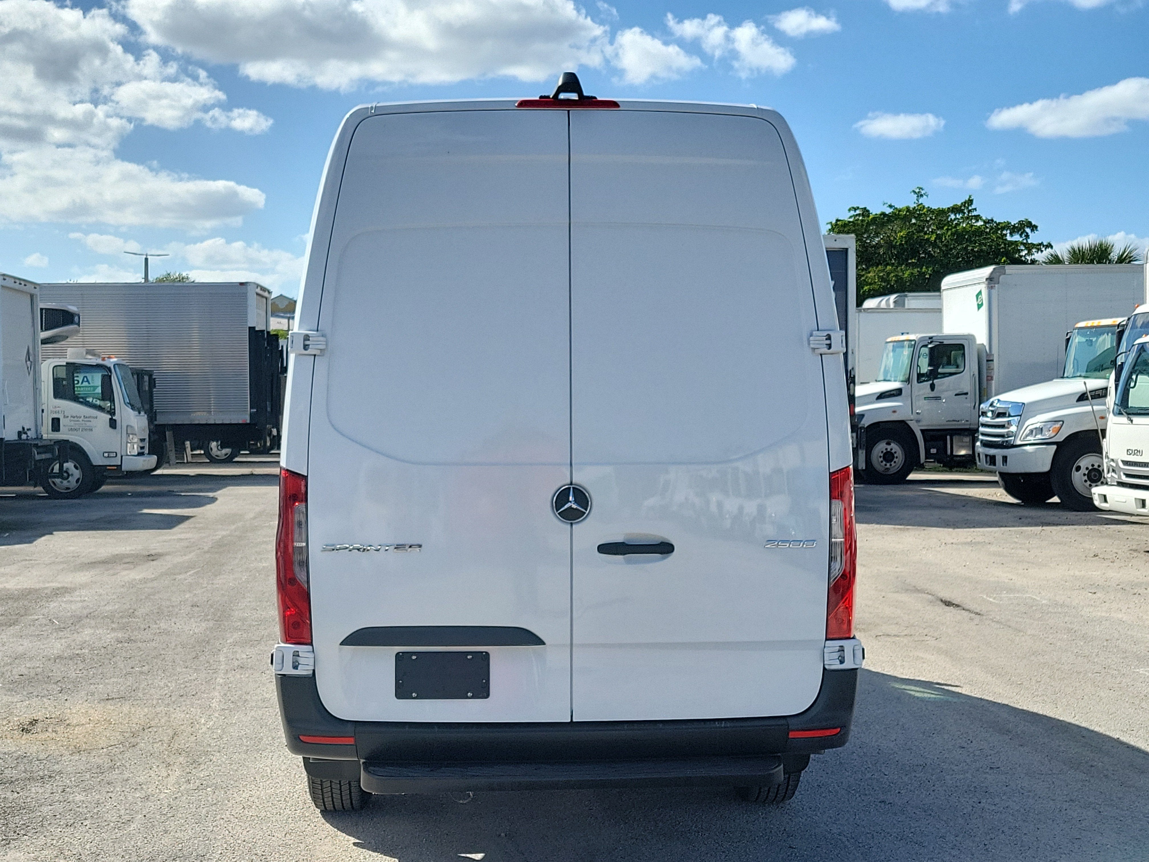 2025 Mercedes-Benz Sprinter Cargo Van Base
