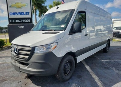 2025 Mercedes-Benz Sprinter Cargo Van Base