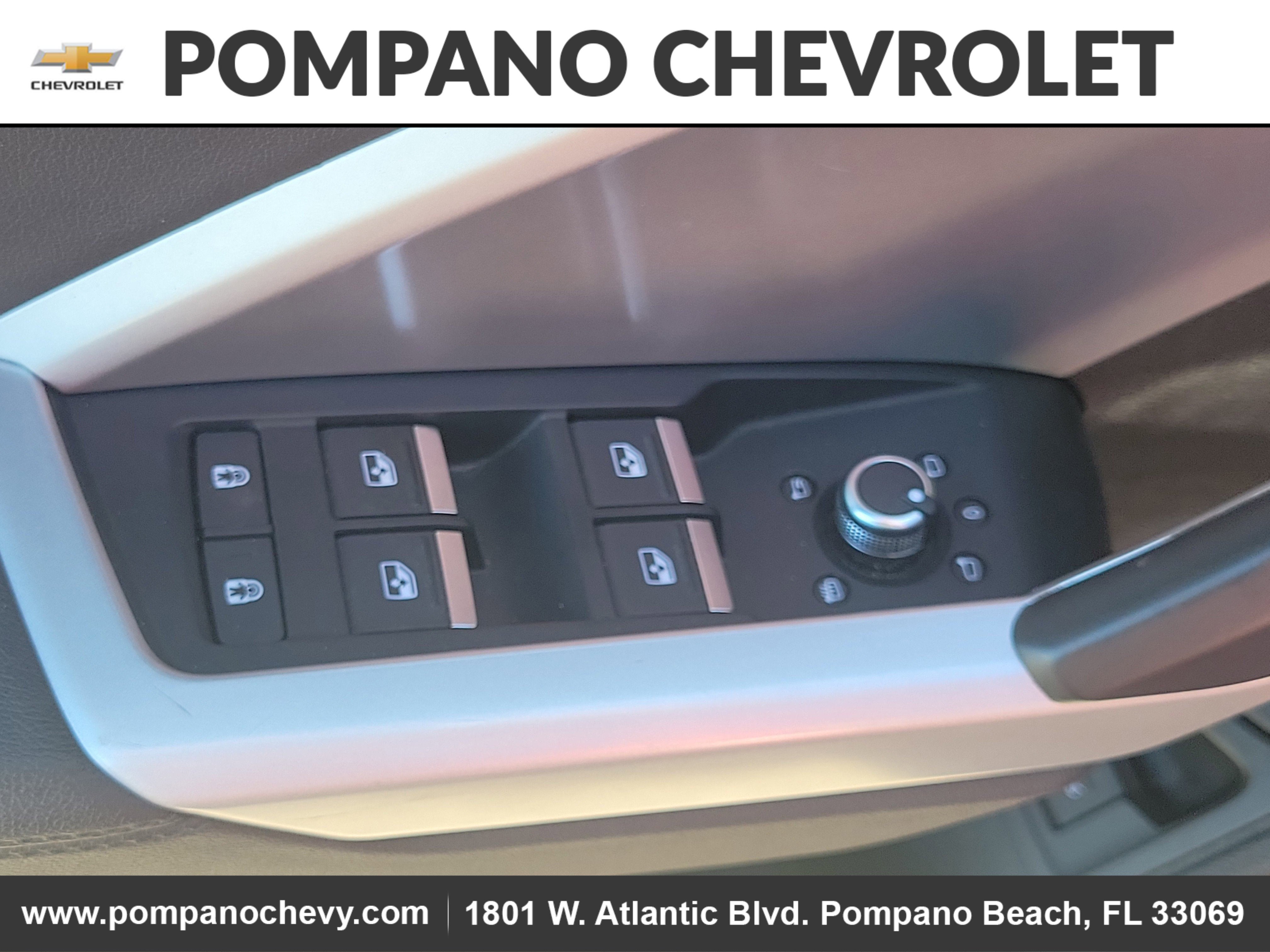 2024 Audi Q3 S line Premium