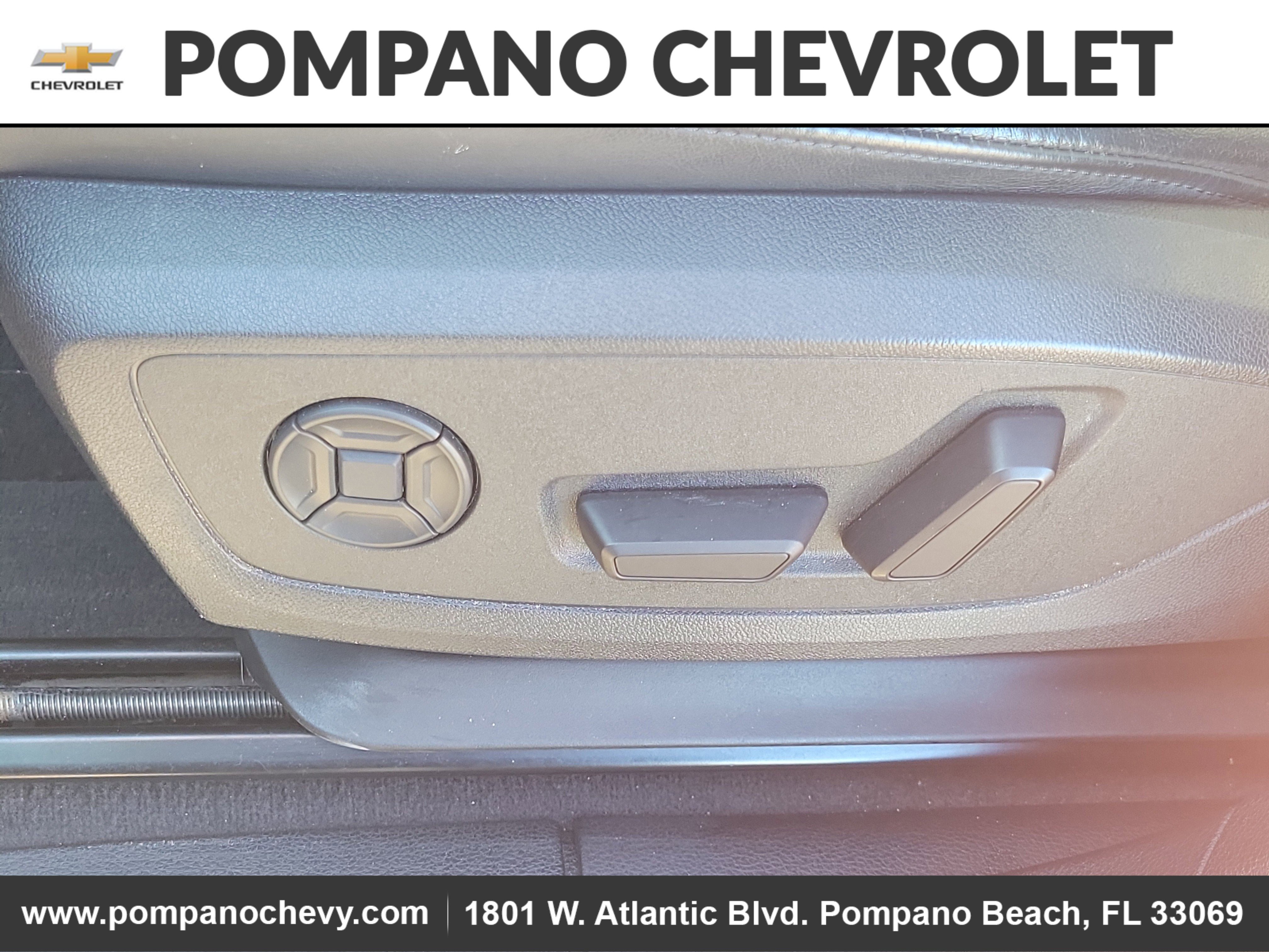 2024 Audi Q3 S line Premium