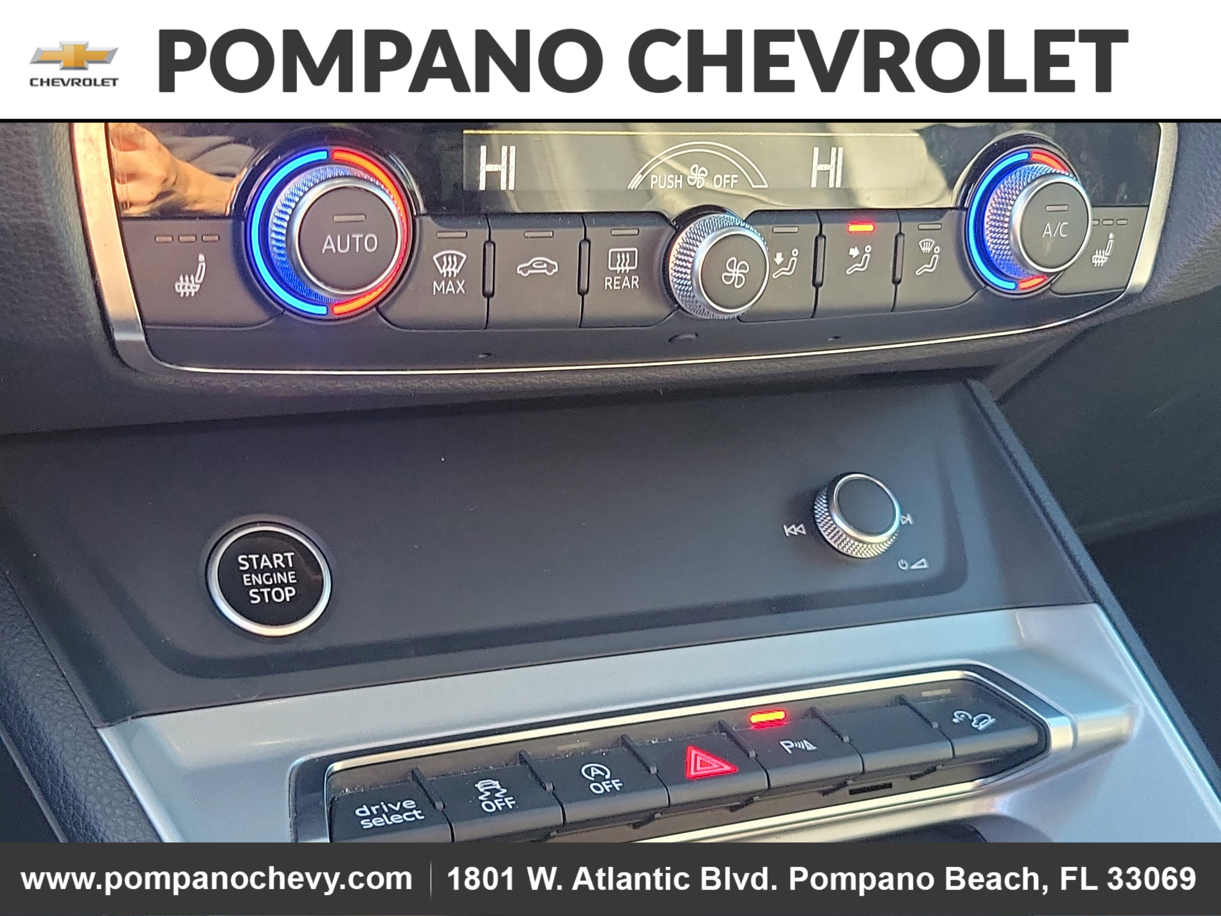 2024 Audi Q3 S line Premium