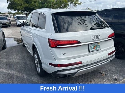 2025 Audi Q7 Premium Plus