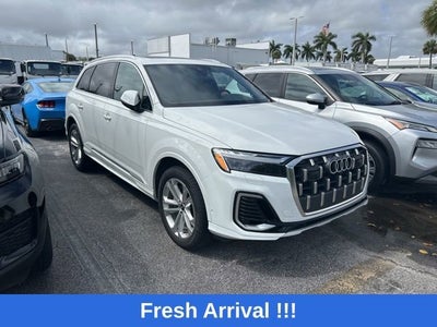 2025 Audi Q7 Premium Plus