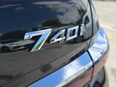 2023 BMW 7 Series 740i