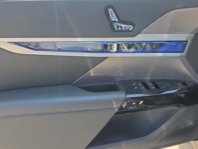2023 BMW 7 Series 740i