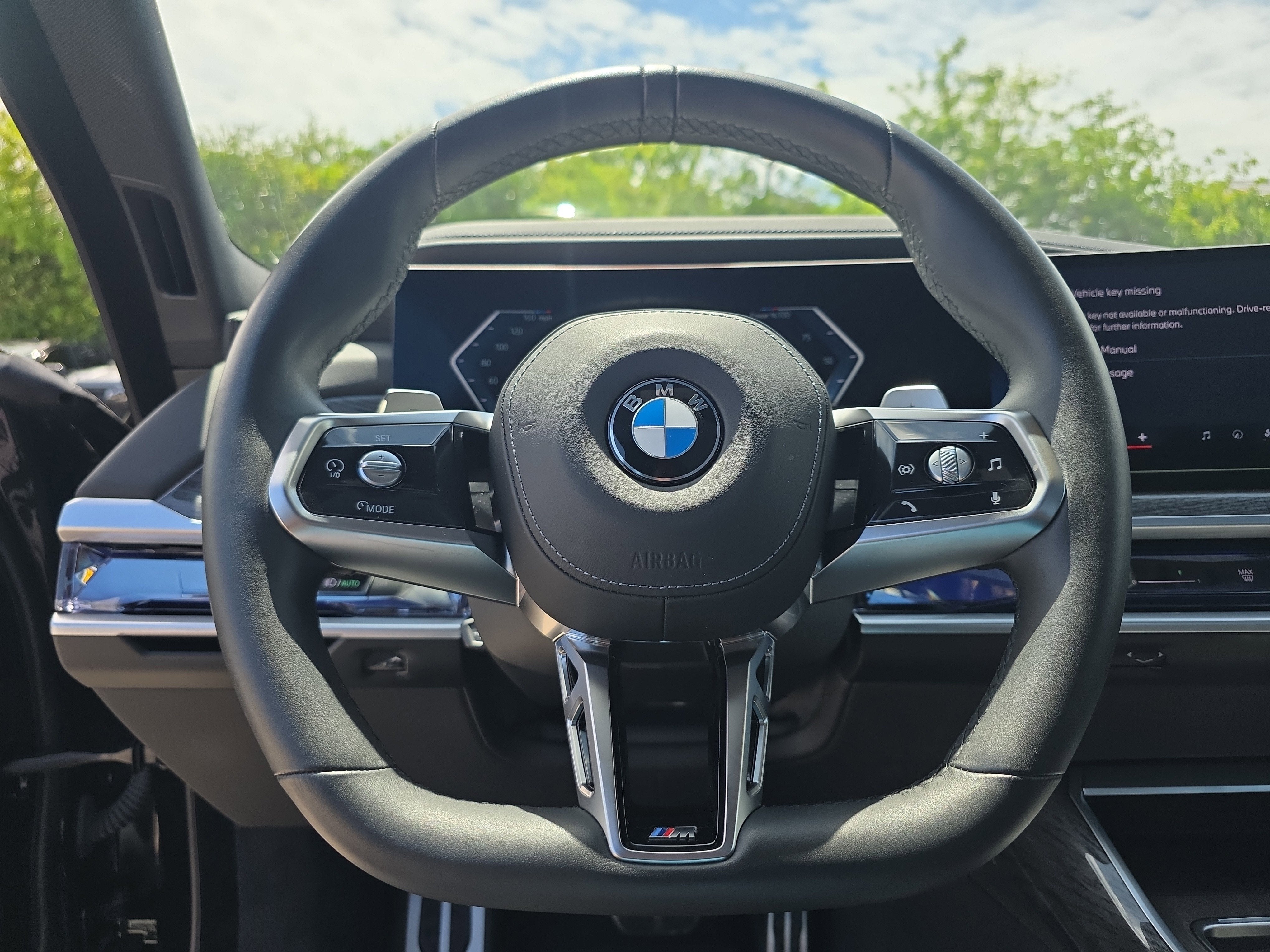 2023 BMW 7 Series 740i
