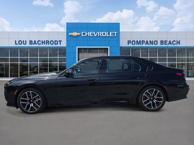 2023 BMW 7 Series 740i