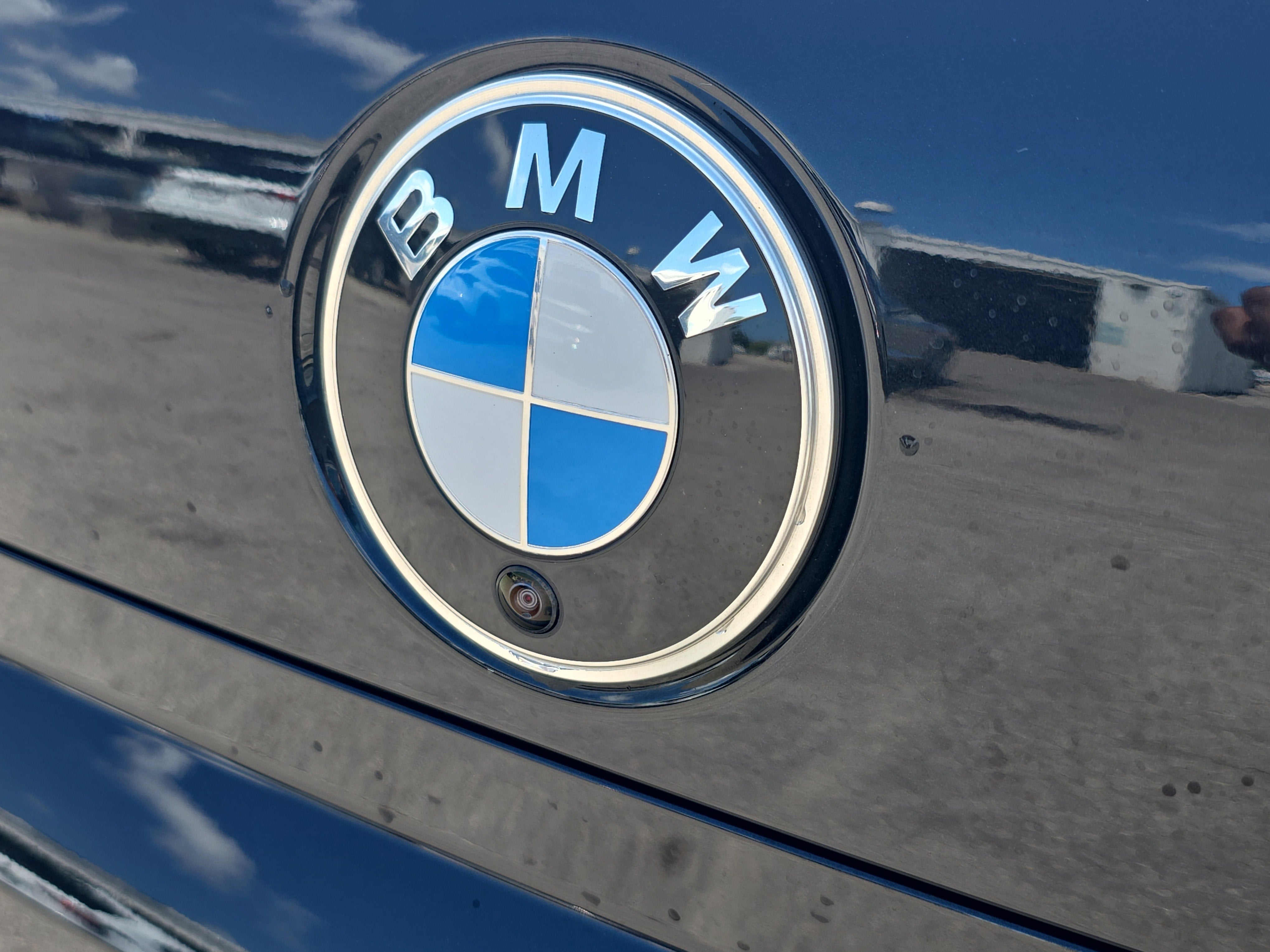 2023 BMW 7 Series 740i