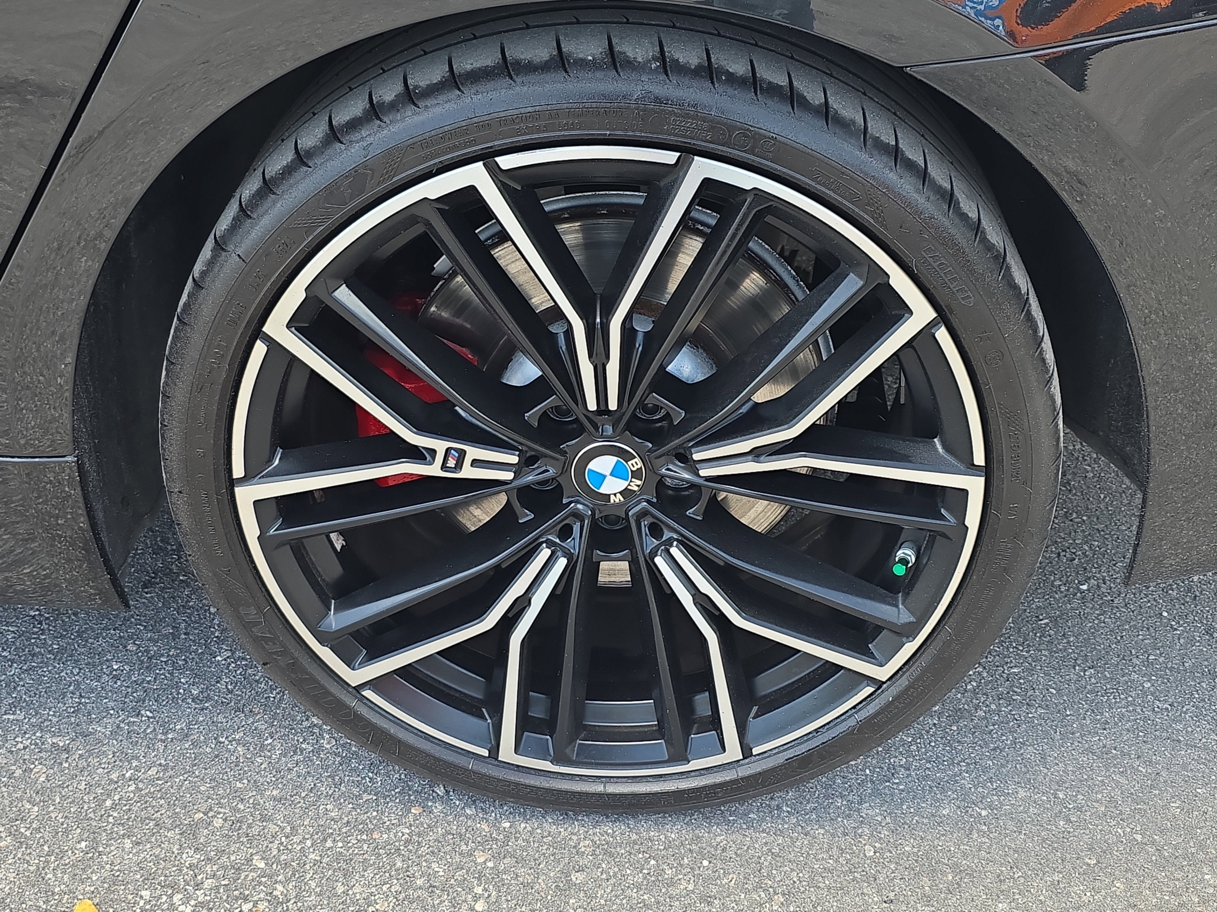 2023 BMW 5 Series 530i