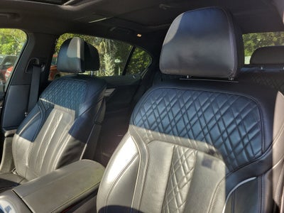 2021 BMW 7 Series 750i xDrive