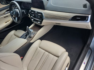2019 BMW 5 Series 540i