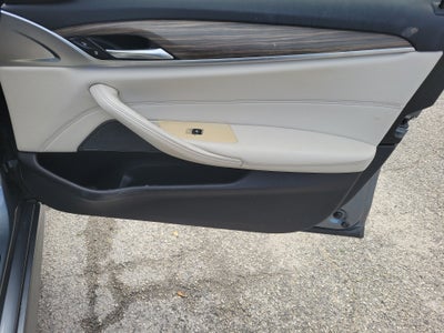2019 BMW 5 Series 540i