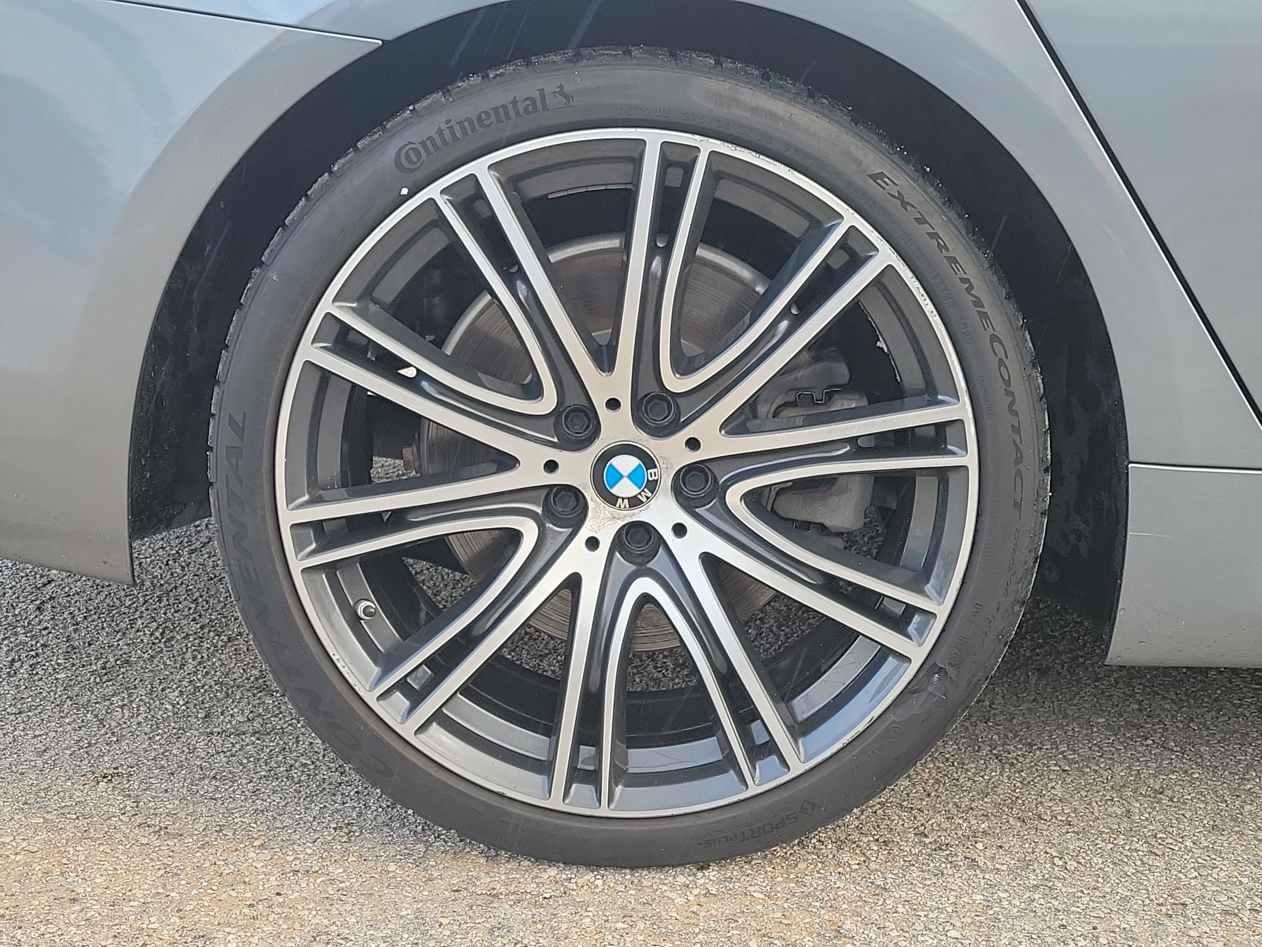 2019 BMW 5 Series 540i